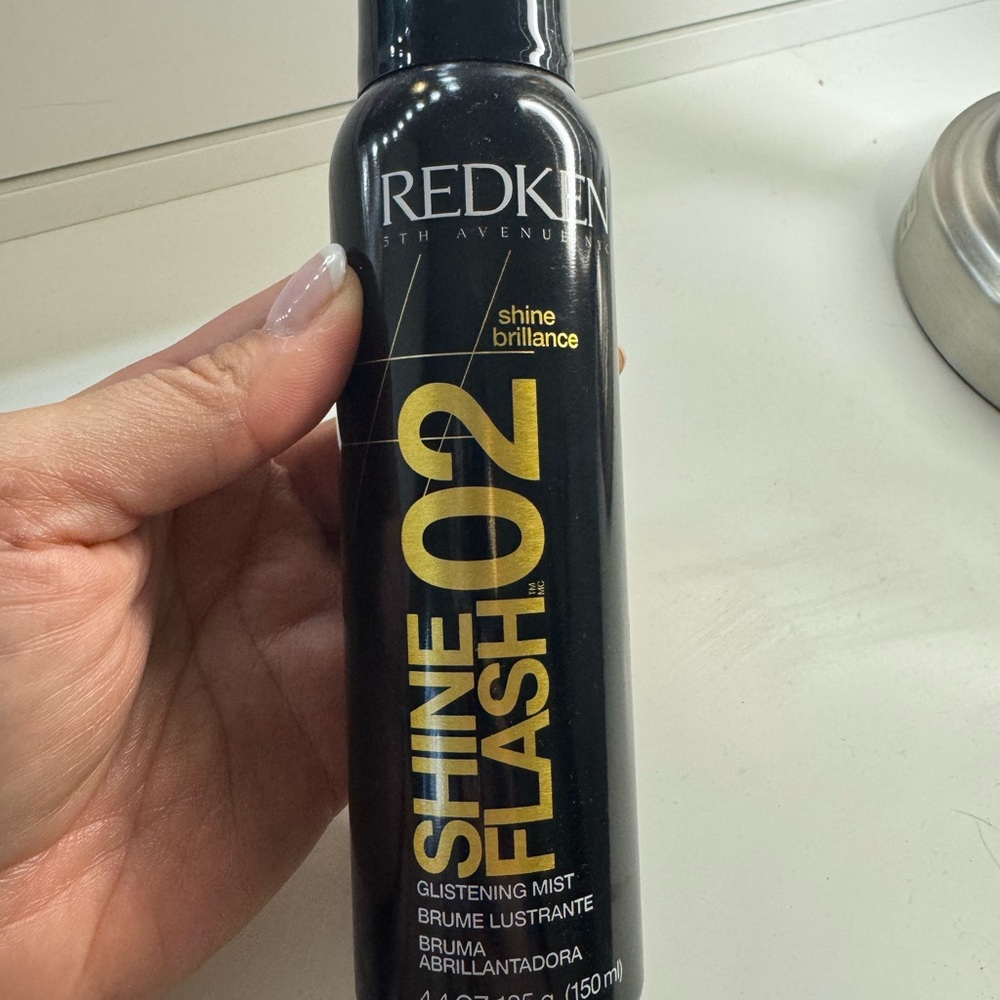 Redken Shine spray